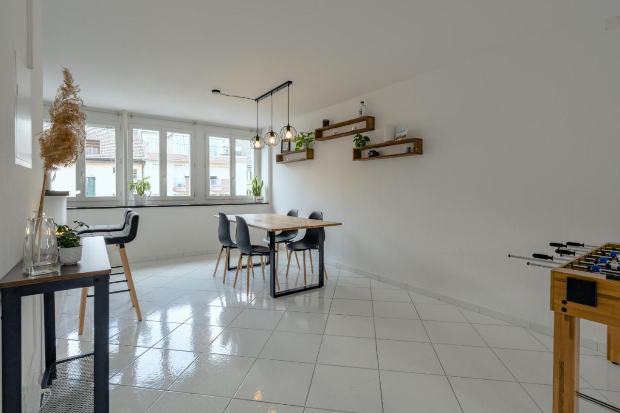 Apartment In The City Center With Free Parking Biel Dış mekan fotoğraf