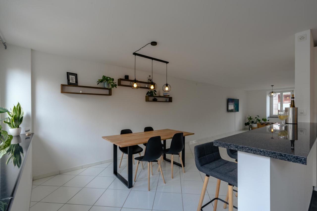 Apartment In The City Center With Free Parking Biel Dış mekan fotoğraf